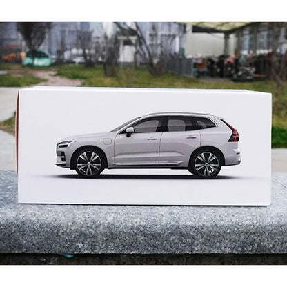 1:18 Volvo XC60 2022