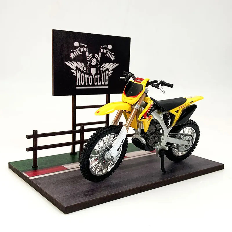 1:18 Suzuki Rm-z450