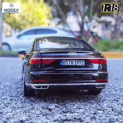1:18 Audi A8L 2017