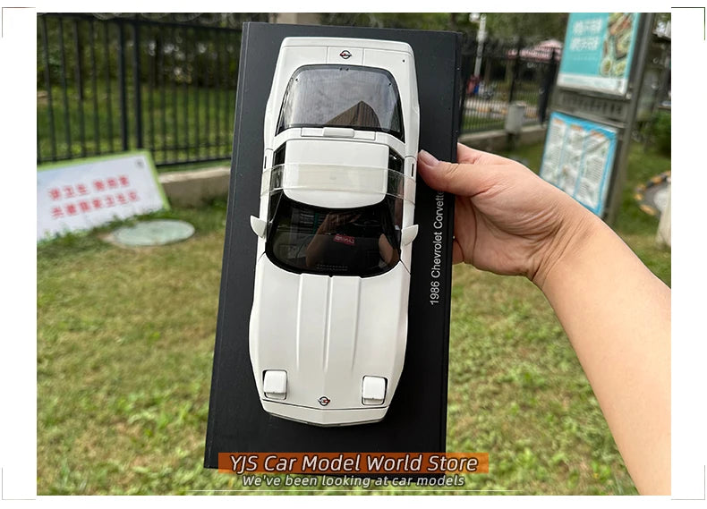 1:18  Chevrolet Corvette C4 1986