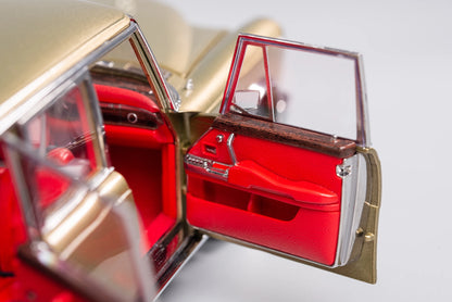 1:18 Mercedes-Benz Pullman MB 600