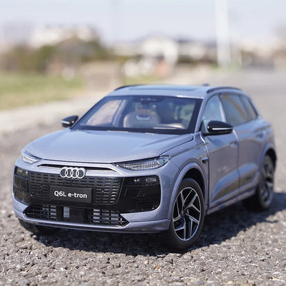 1:18 Audi Q6 Q6L e-tron 2026