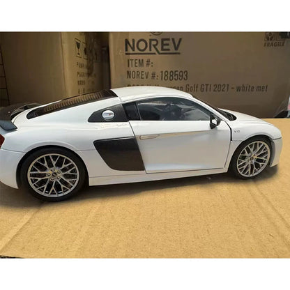 1:18 Audi R8 V10 Plus GT