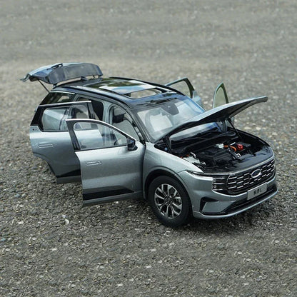 1:18 2023 FORD EDGE L