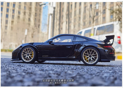 1:18 Porsche 911 (911.2) GT2 RS