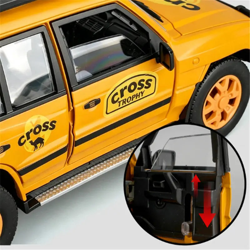 1:18 Mitsubishi Pajero V33