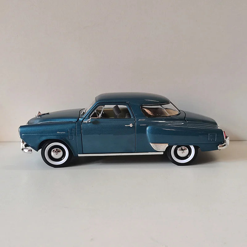 1:18 1950 Studebaker Champion