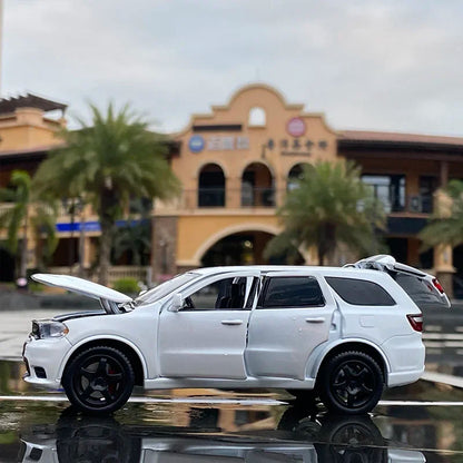 1:32 Dodge Durango