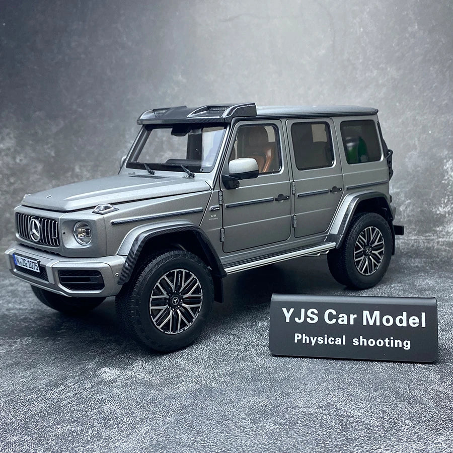 1:18 Mercedes Benz G63 4X4 model 2022