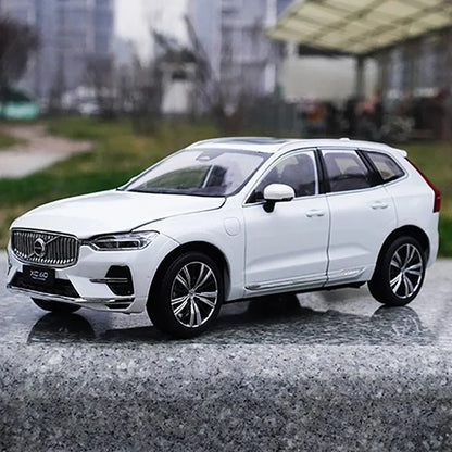 1:18 Volvo XC60 2022
