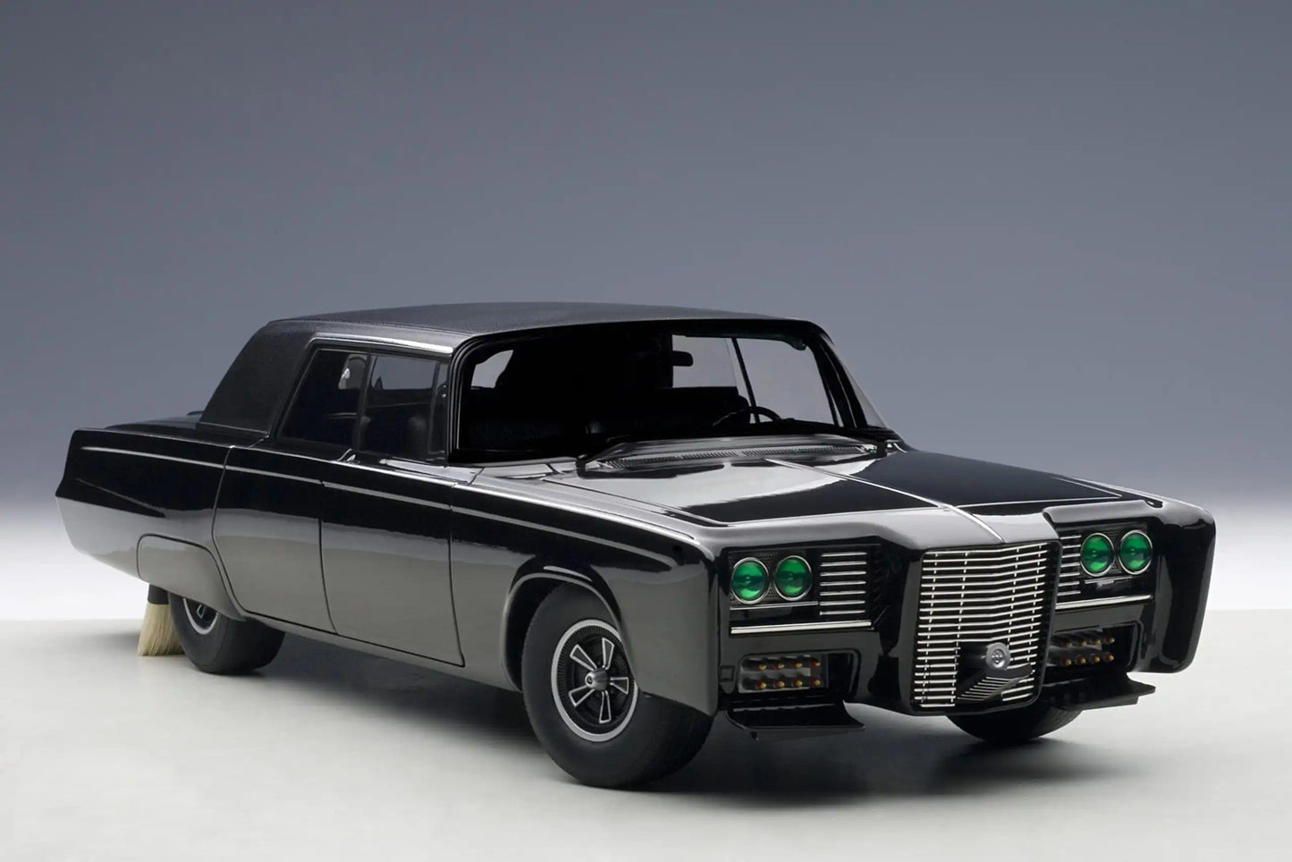 1:18 BLACK BEAUTY - GREEN HORNET