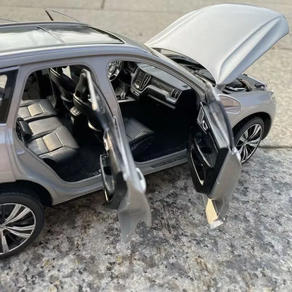 1:18 2023 VOLVO XC60
