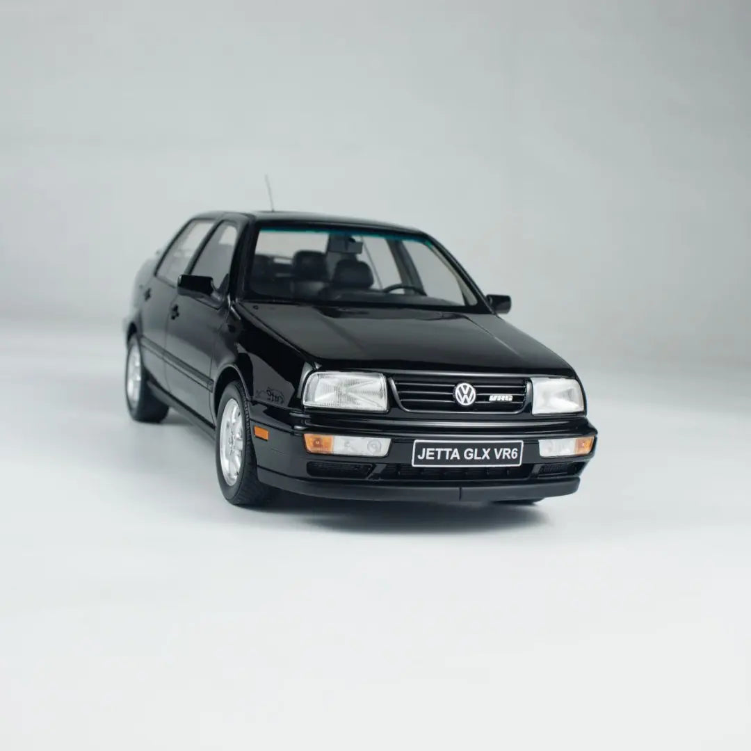 1:18 Volkswagen Jetta GLX VR6