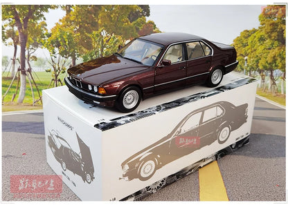 1:18 BMW 7 Series E32 730i 1986