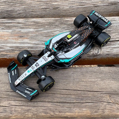 1:43 Mercedes-amg F1 W16