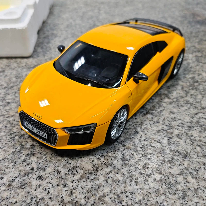 1:18 Audi R8 V10 Plus GT