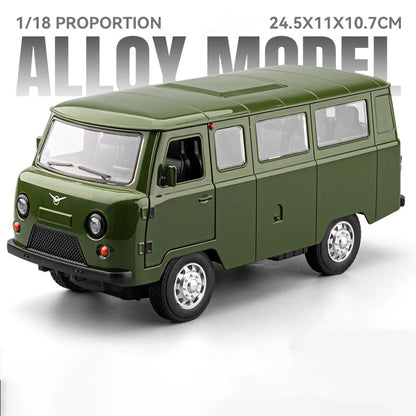 1:18 UAZ Traveler MPV