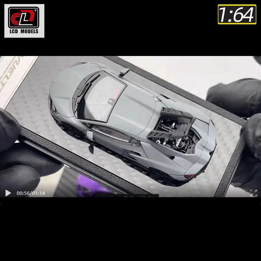 1:64 Lamborghini Revuelto