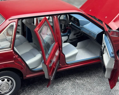 1:18 Volkswagen1983 Santana B2