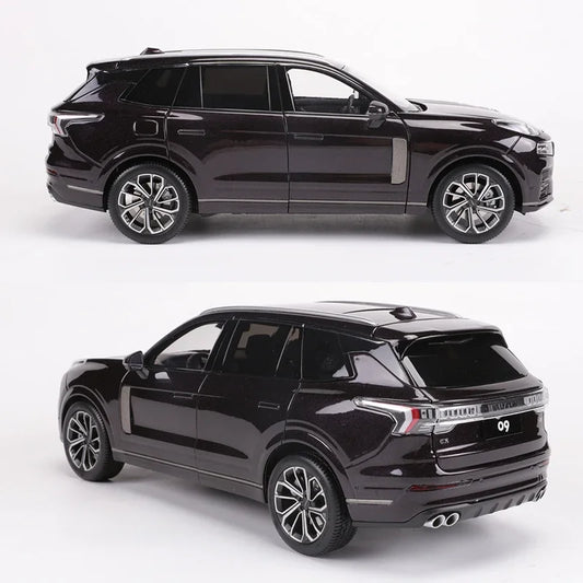 1:18 LYNK&CO 09 Purple/White