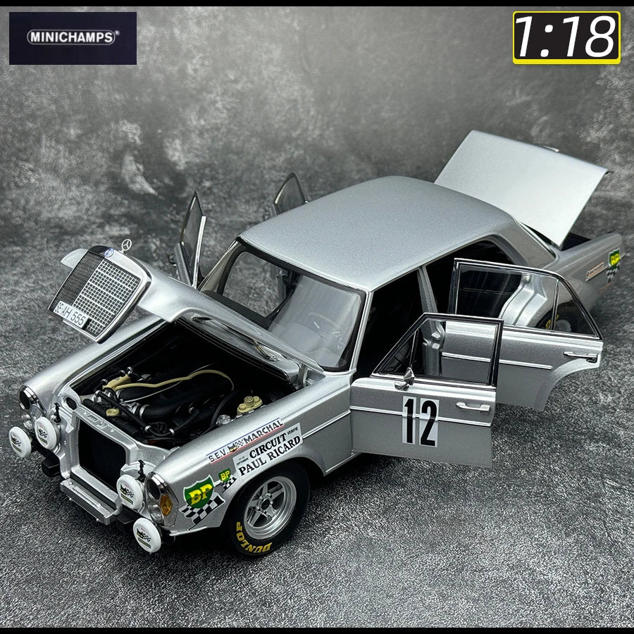 1:18 Mercedes-Benz 300SEL 6.8-1971
