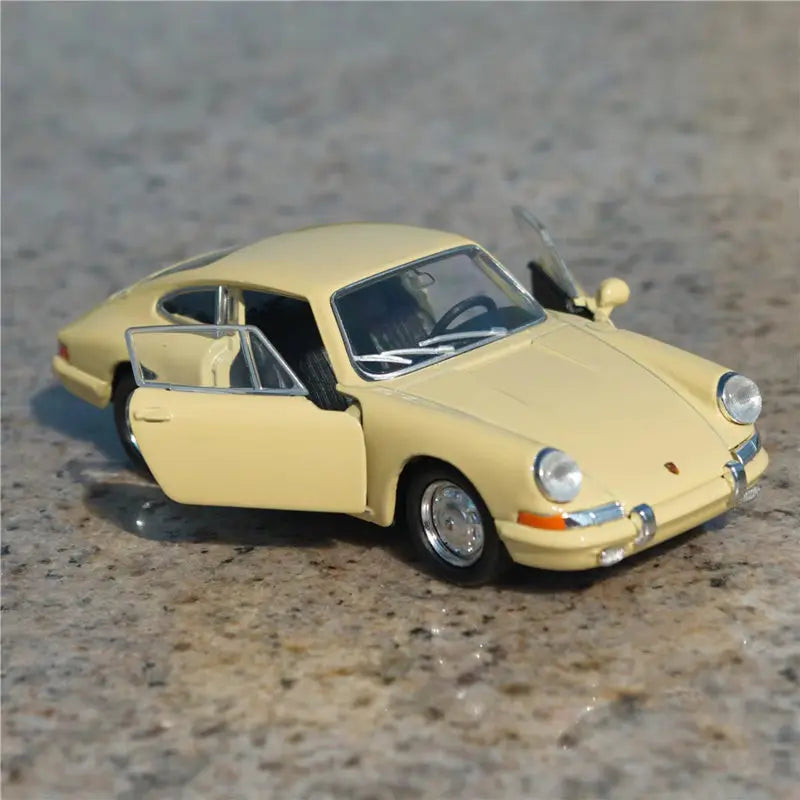 1:36 1964 Porsche 911 901 Coupe