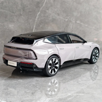 1:18 Audi E5 Sportback