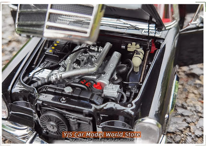 1:18 Mercedes-Benz Pullman MB 600