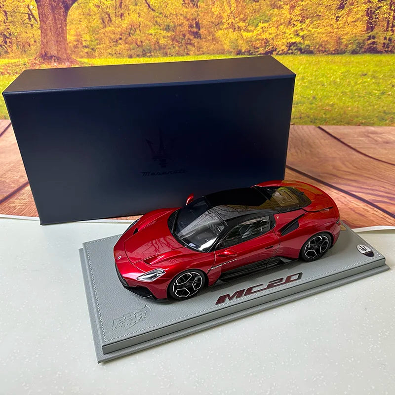 1:18 Maserati MC20 2020 Deluxe Edition