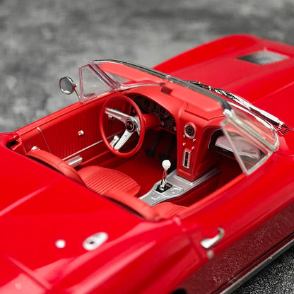 1:18 Chevrolet Corvette Sting Ray 1963