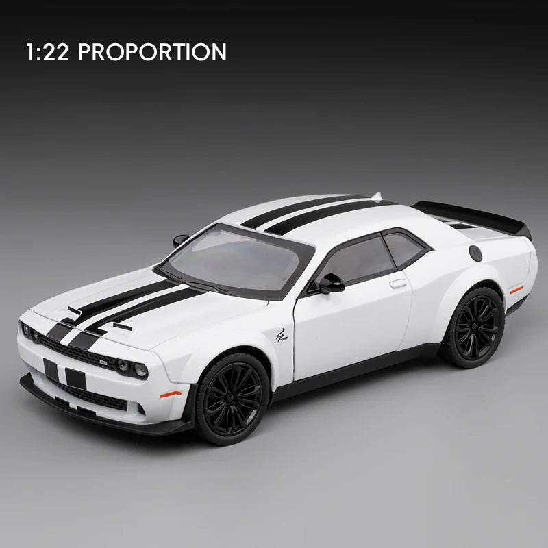 1:24 Dodge Challenger SRT Hellcat