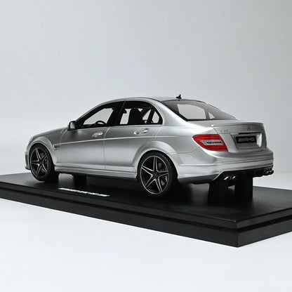 1:18 Mercedes-Benz C63 AMG Resin