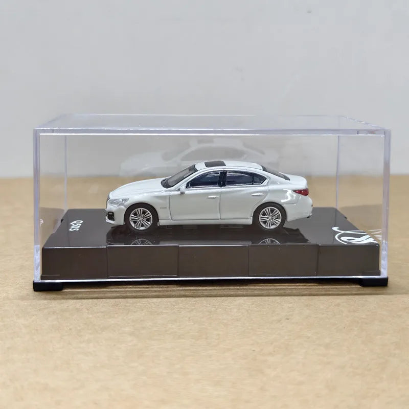 1:64 Infiniti Q50S Coupe