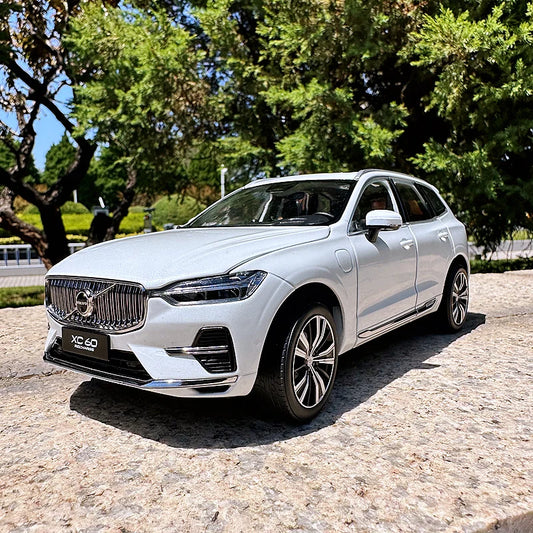 1:18 Volvo 2023 XC60