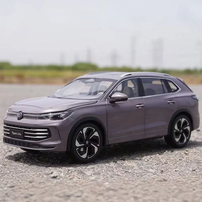 1:18 2025 VW Tiguan L PRO
