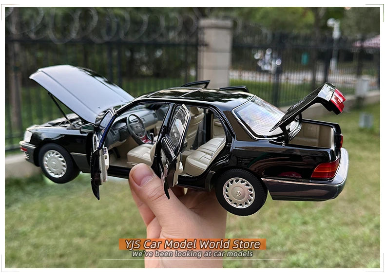 1:18 Lexus LS400