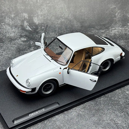 1:18 Porsche 911（992）CARRERA RS