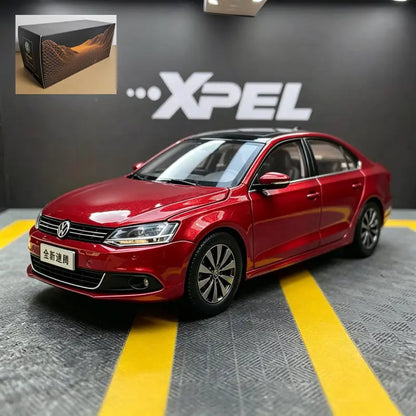 1:18 Volkswagen Sagitar (Jetta) 2012