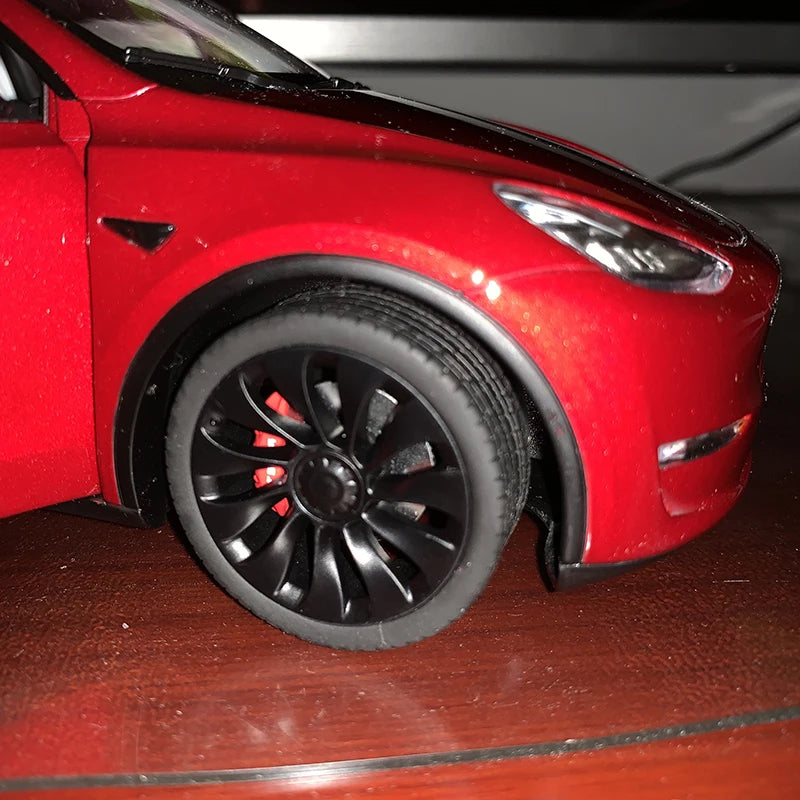 1:18 Tesla Model Y