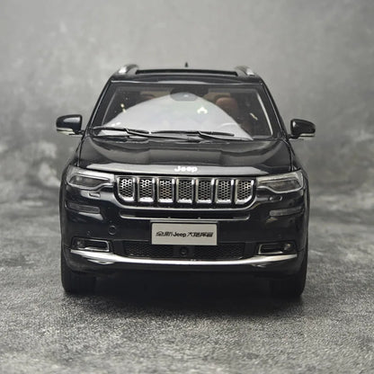 1:18 Jeep Grand Commander