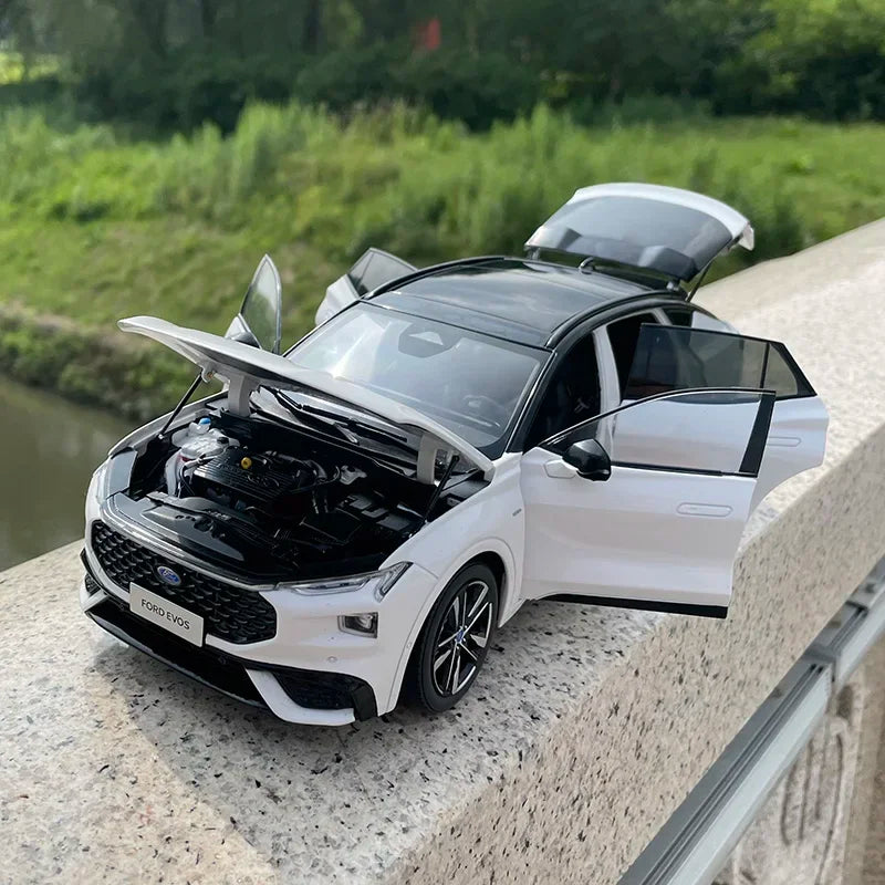 1:18 Ford EVOS 2022