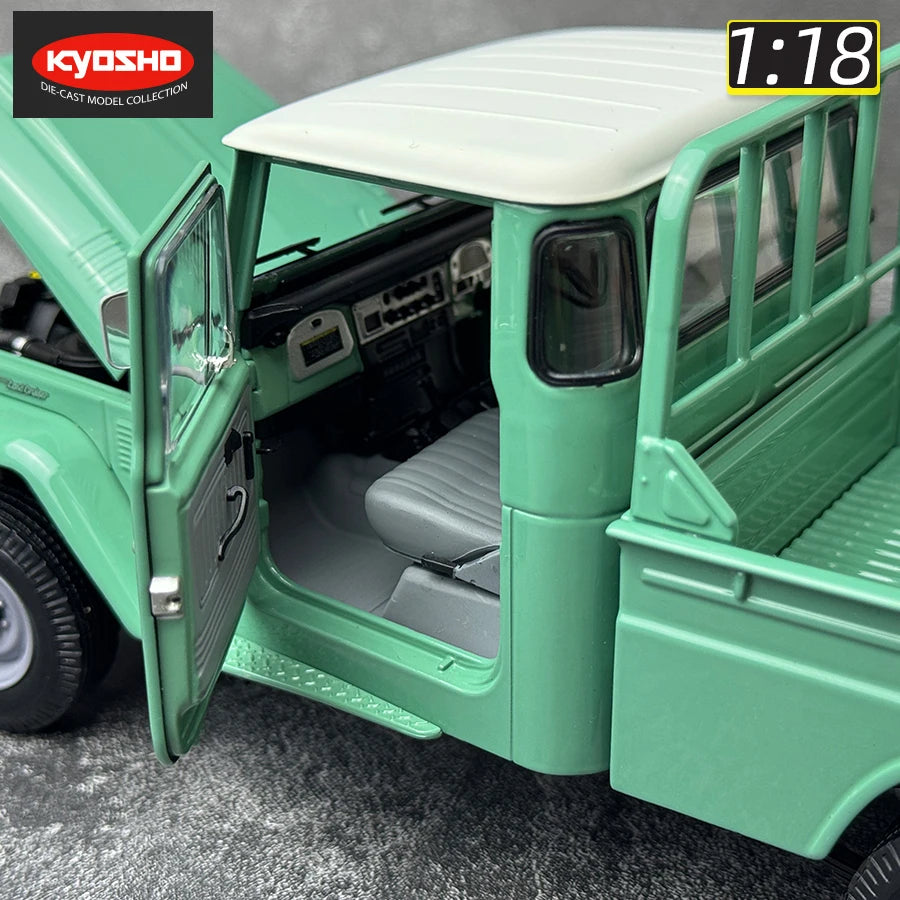 1:18 Toyota Land Cruiser LC40