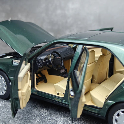 1:18 Mercedes-Benz C-Class 1993