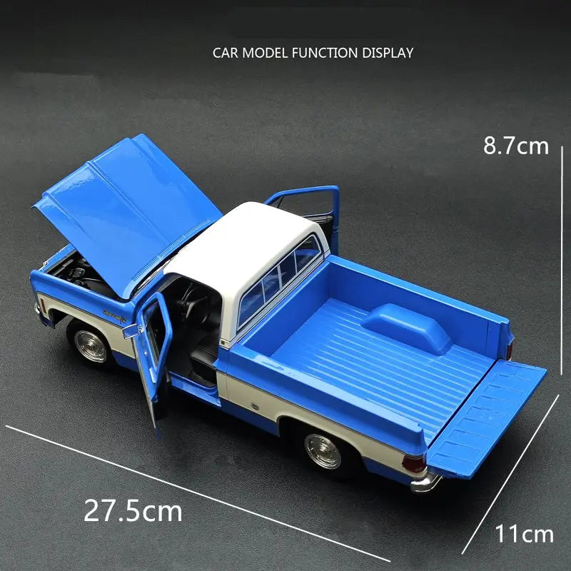 1:18 1974 Chevrolet C10 Cheyenne