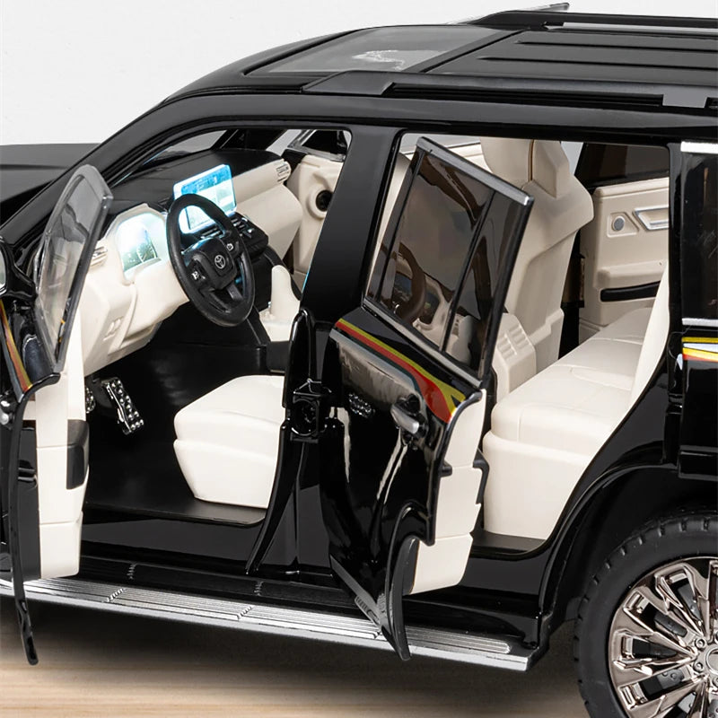 1:18 Toyota Land Cruiser LC300 ZX