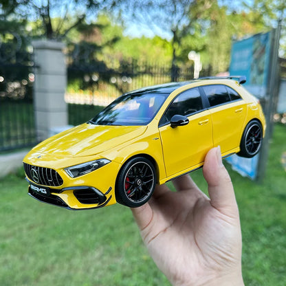 1:18 Mercedes Benz AMG A45 S Performance