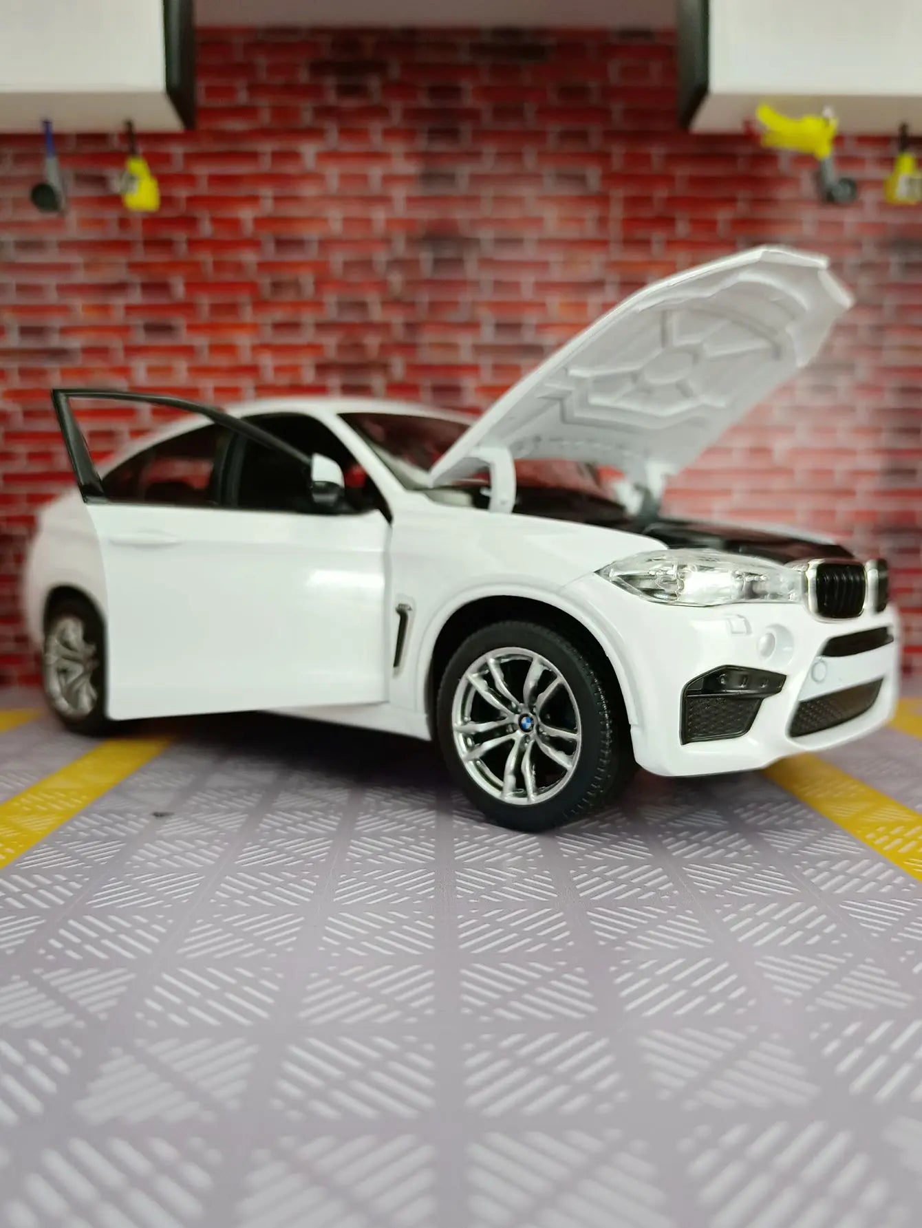 1:24 BMW X6 X6M Coupe