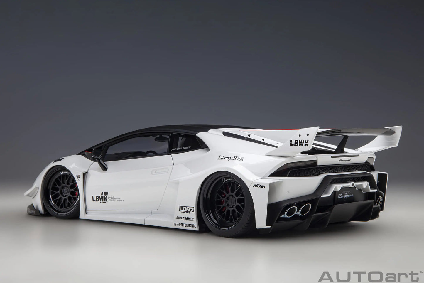 1:18 Lamborghini HURACAN GT