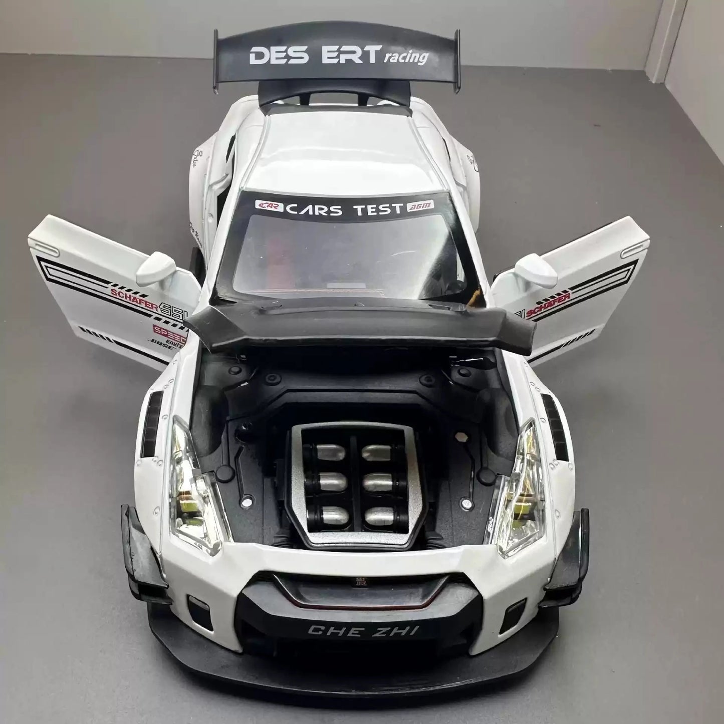 1:24 Nissan GTR