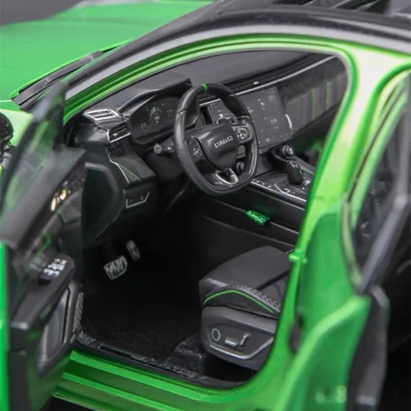 1:18 LYNK&CO 05